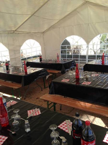 Matériel pour cantine lors d'un catering en hiver proche Marseille