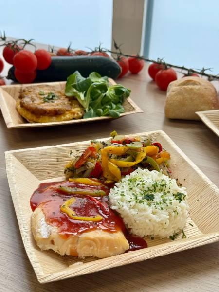 Notre plateau repas Jeanne en livraison sur Marseille et les alentours 