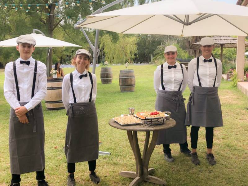 baptême à côté de marseille buffet traiteur panier à salade
