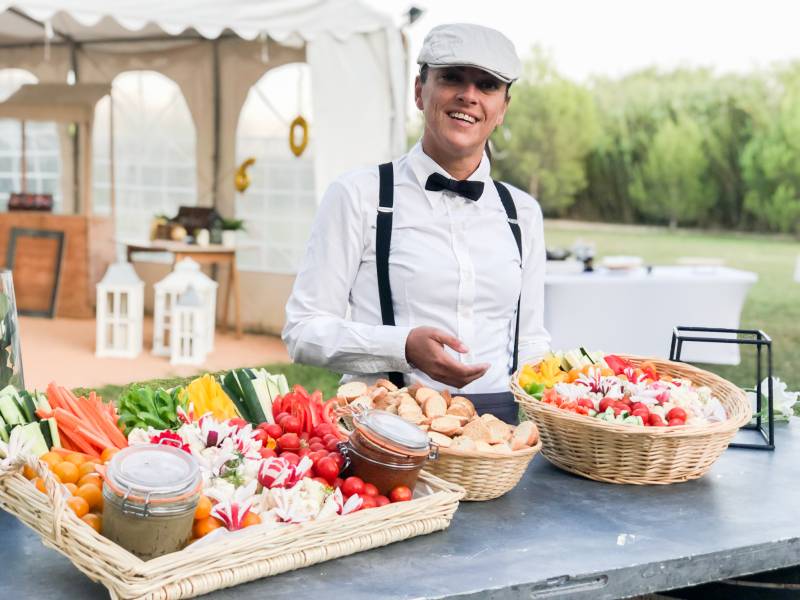 Le panier de légumes croquants et ses tartinades - L'accueil du Panier à Salade