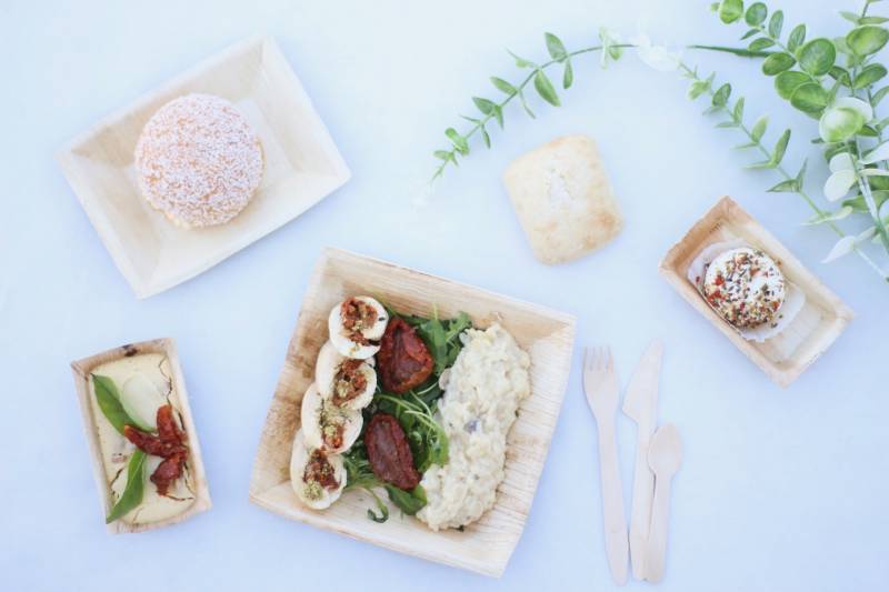 ballotine de volaille, tomates confites, risotto et roquette